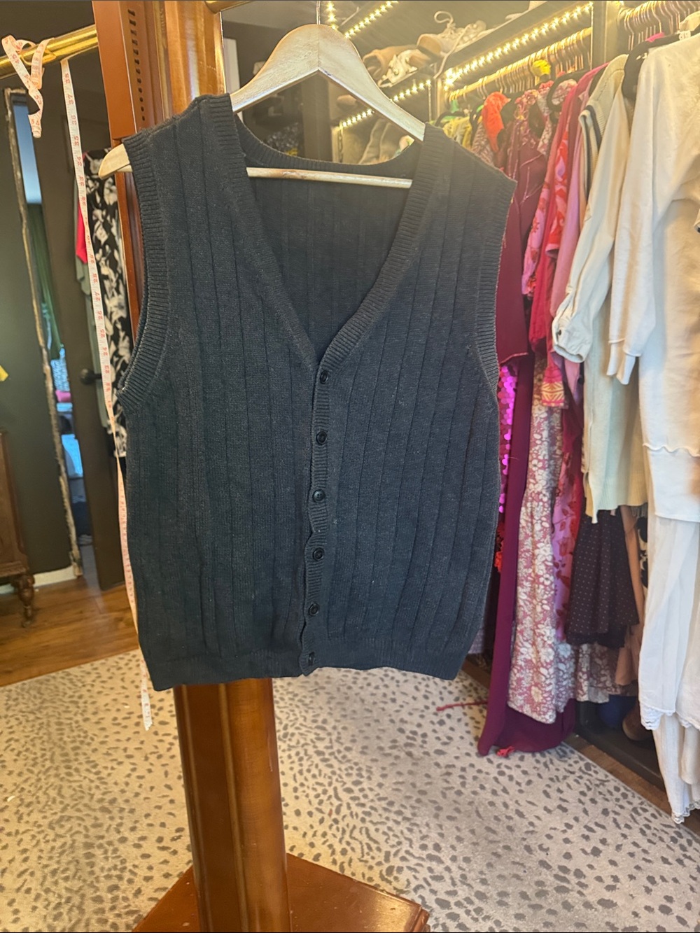 Men's Ribbed Button-Front Cardigan Vest - Black
